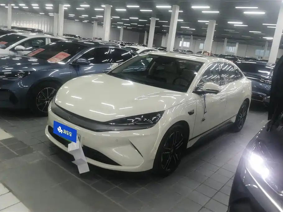BYD Qin L 2025 — фото 1