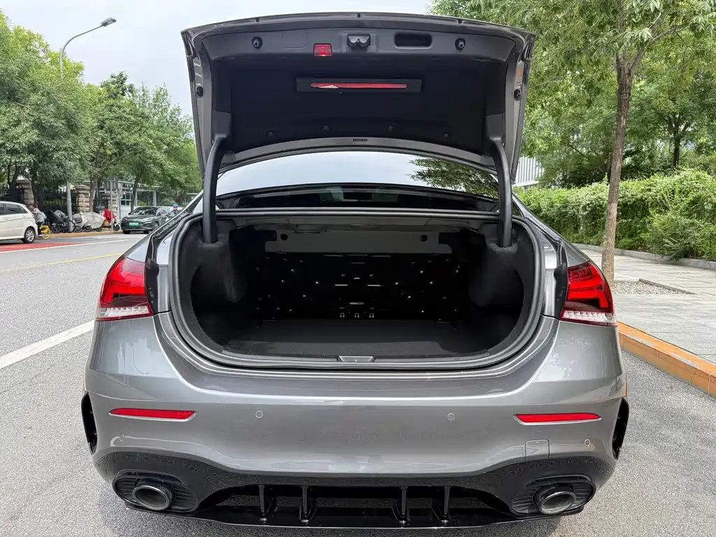 Mercedes-Benz A-Class AMG 2021 — фото 17