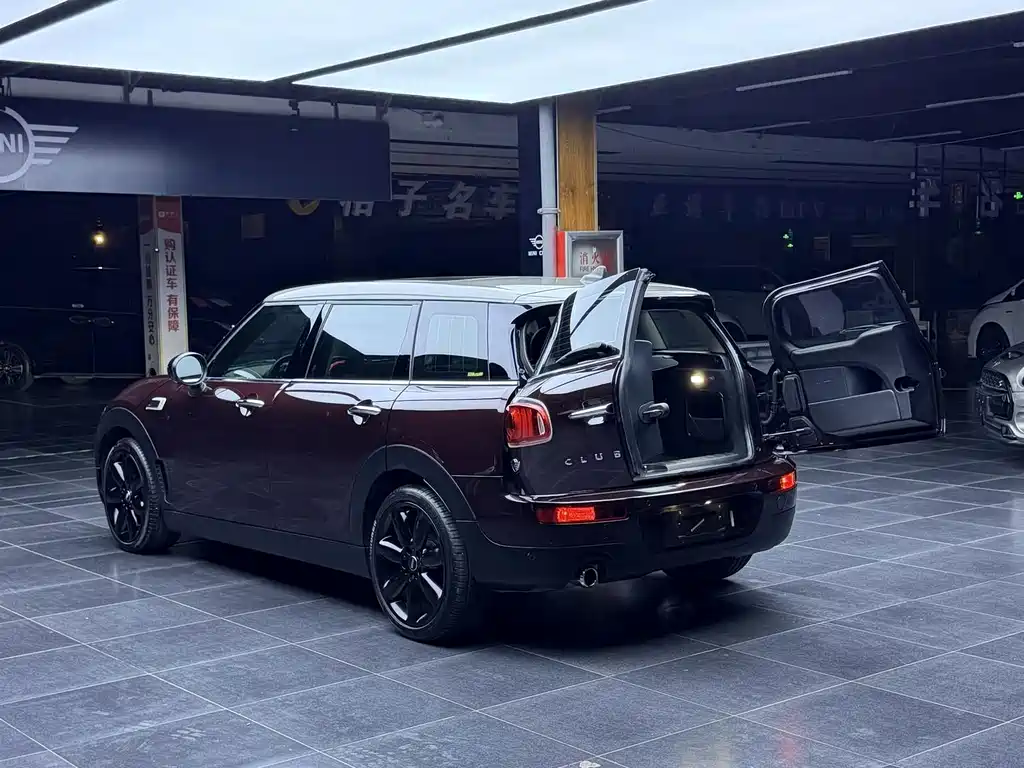 MINI Clubman 2017 — фото 8
