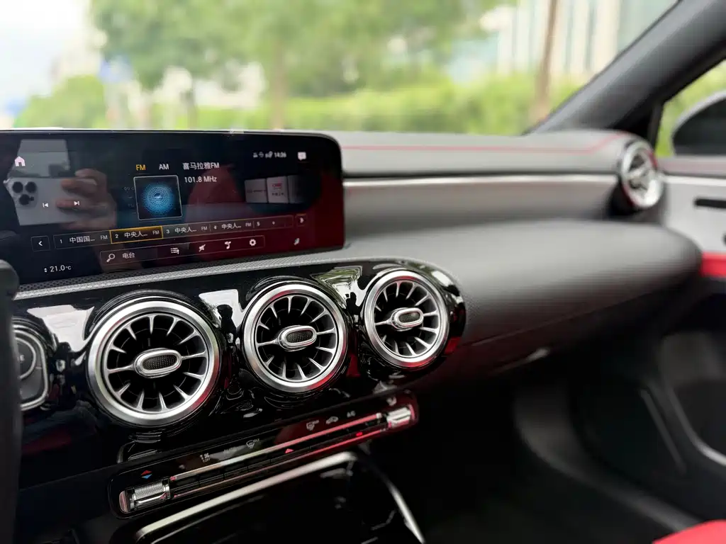 Mercedes-Benz A-Class AMG 2021 — фото 14