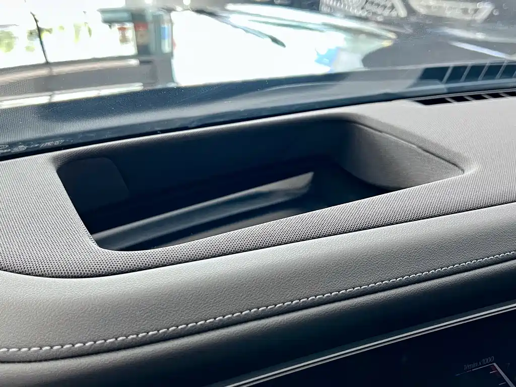 BMW 7 Series 2024 — фото 13