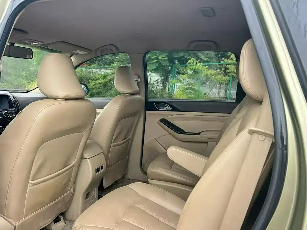 Baojun 730 2014