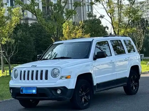 Jeep Freelancer 2014