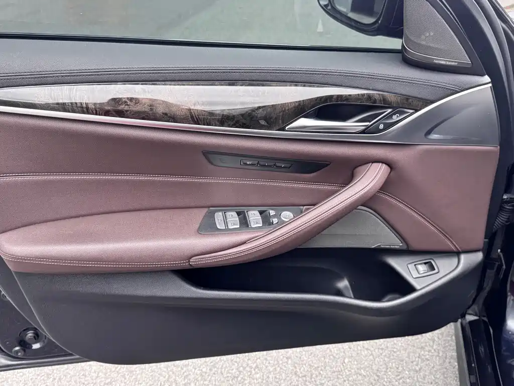 BMW 5 Series 2018