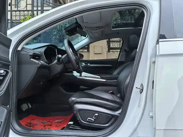 Geely Xingrui 2023