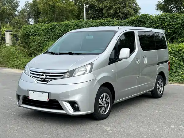Nissan NV200 2018