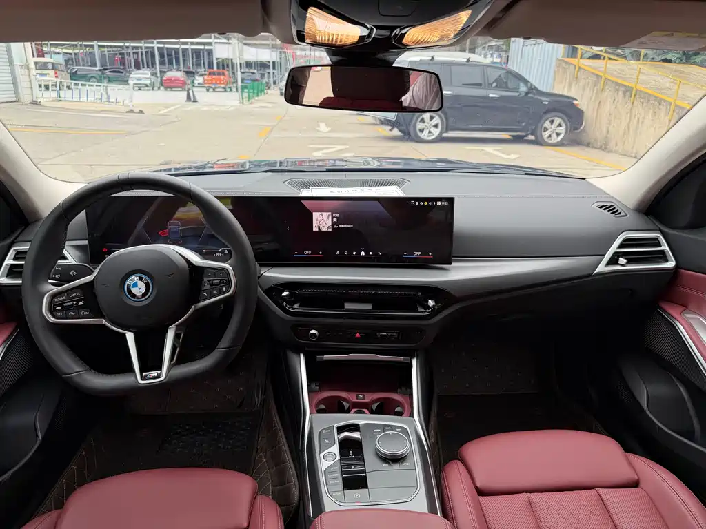 BMW i3 2025 — фото 6