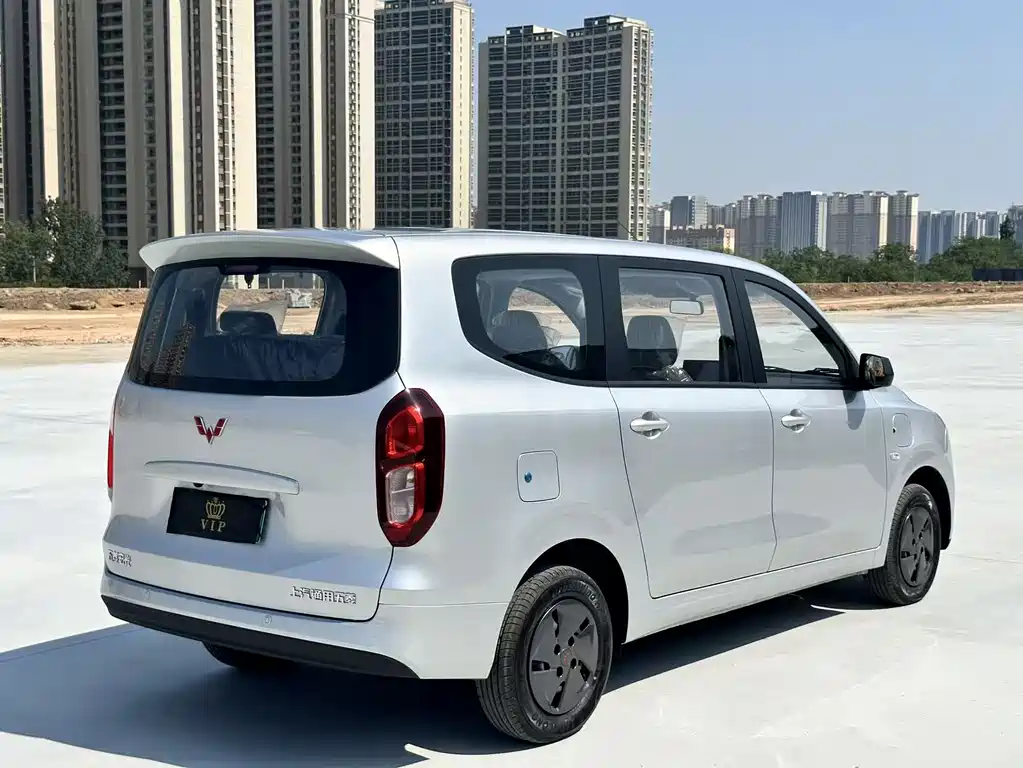 Wuling Hongguang 2025 — фото 11
