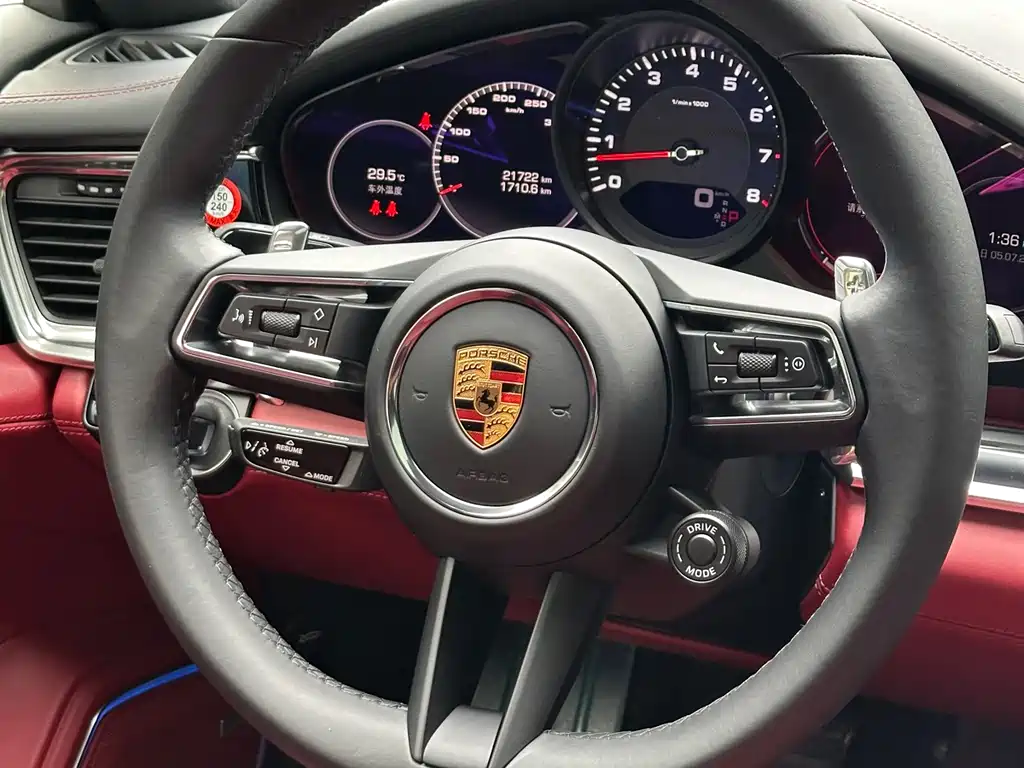 Porsche Panamera 2022 — фото 20