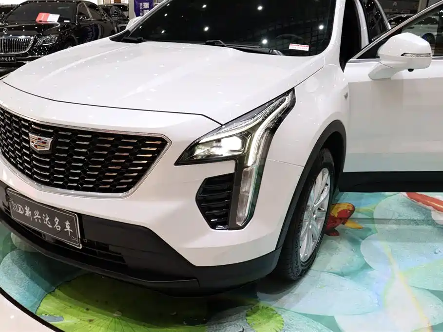 Cadillac XT4 2022 — фото 25