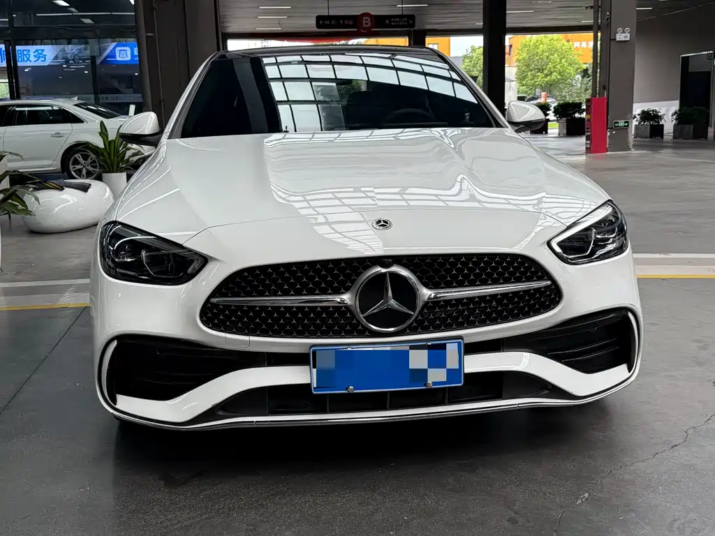 Mercedes-Benz C-Class 2023