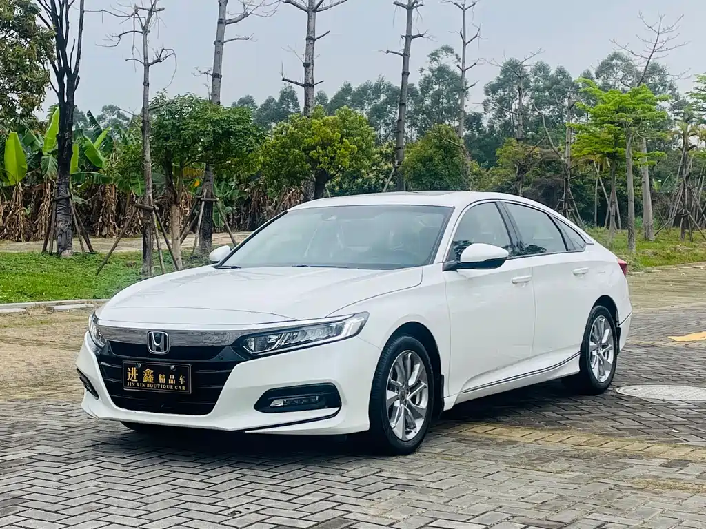 Honda Accord 2021 — фото 1
