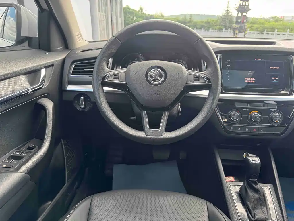 Skoda Kamiq 2023 — фото 16