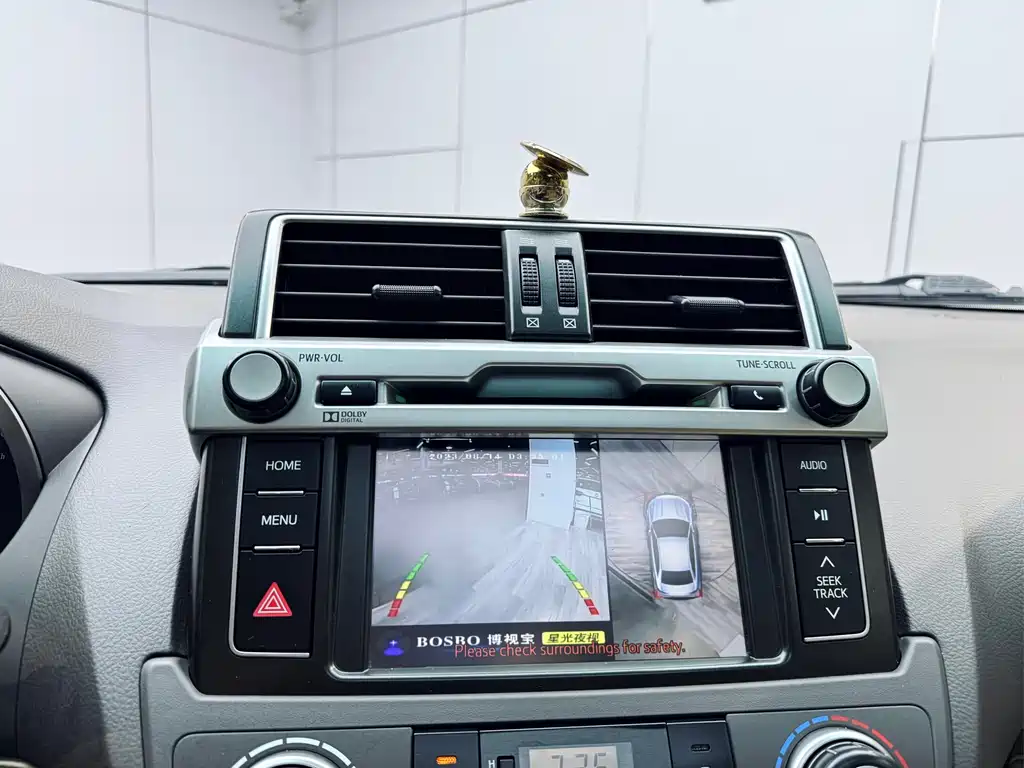 Toyota Prado 2017 — фото 13