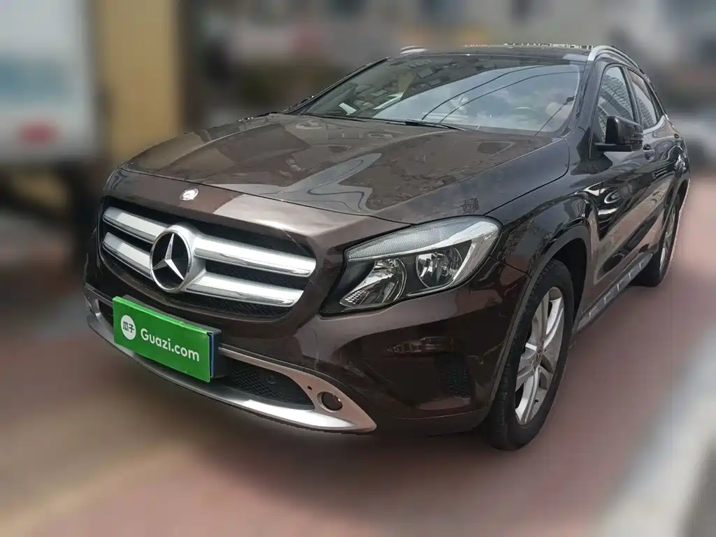 Mercedes-Benz GLA 2015 — фото 2