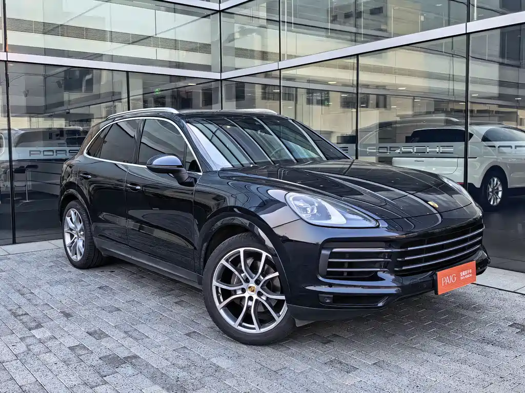 Porsche Cayenne 2019 — фото 2