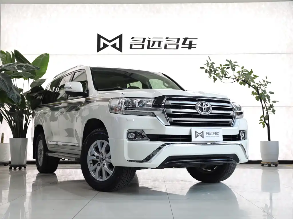 Toyota Land Cruiser 2017 — фото 3