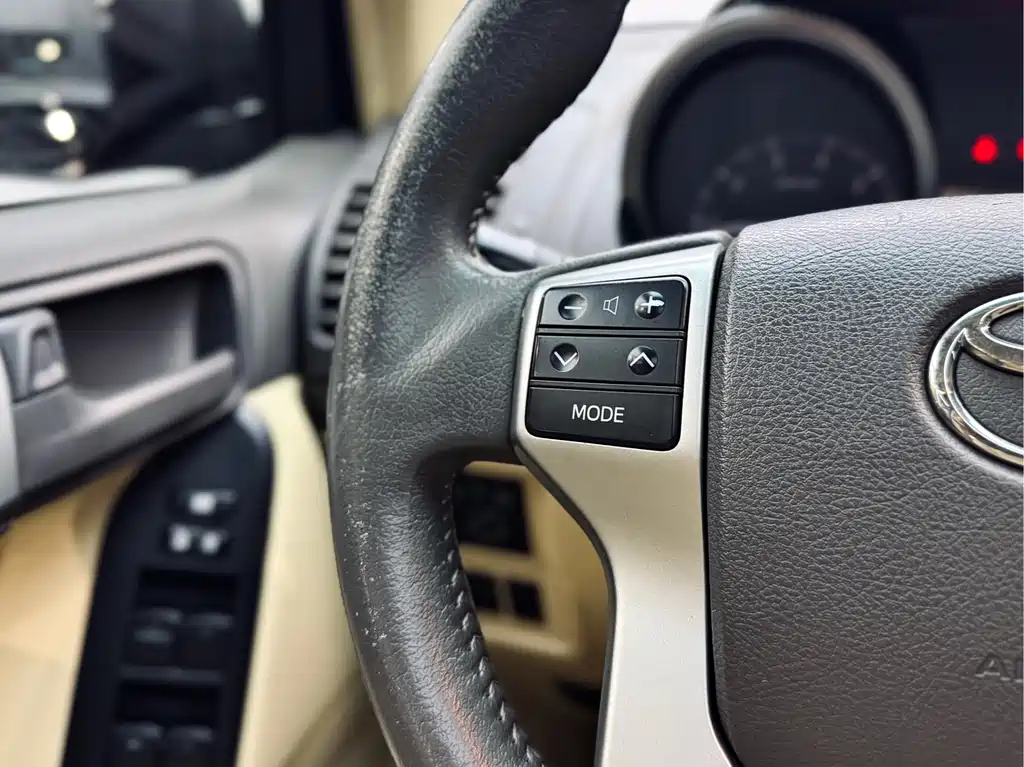 Toyota Prado 2017 — фото 18