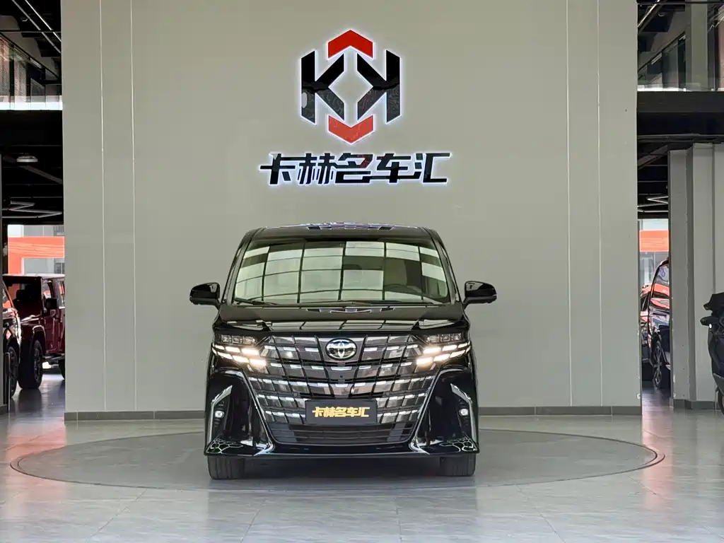 Toyota Alphard 2023