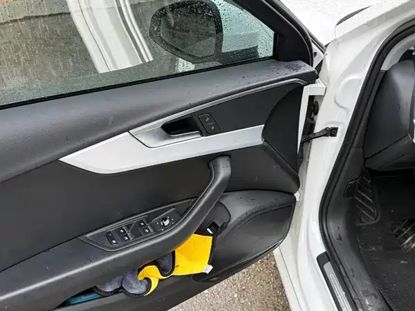 Audi A4L 2019