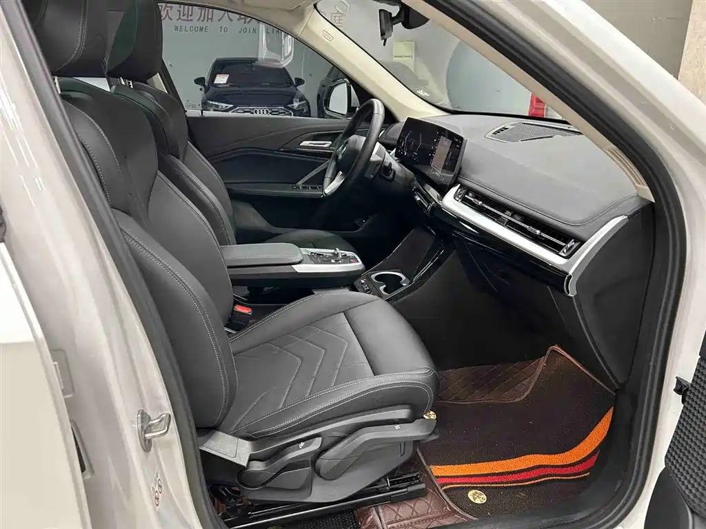 BMW X1 2023 — фото 14