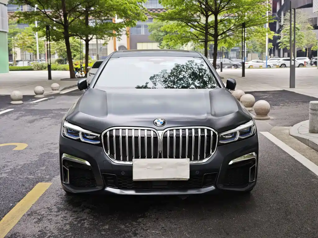 BMW 7 Series 2019 — фото 2