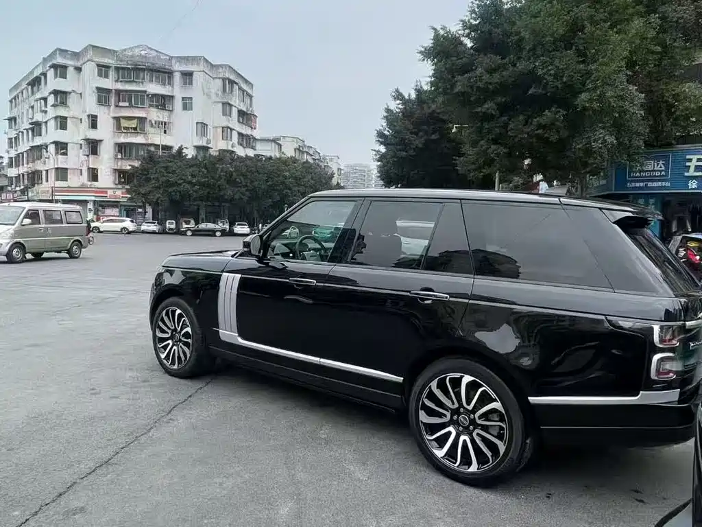 Land Rover Range Rover 2014