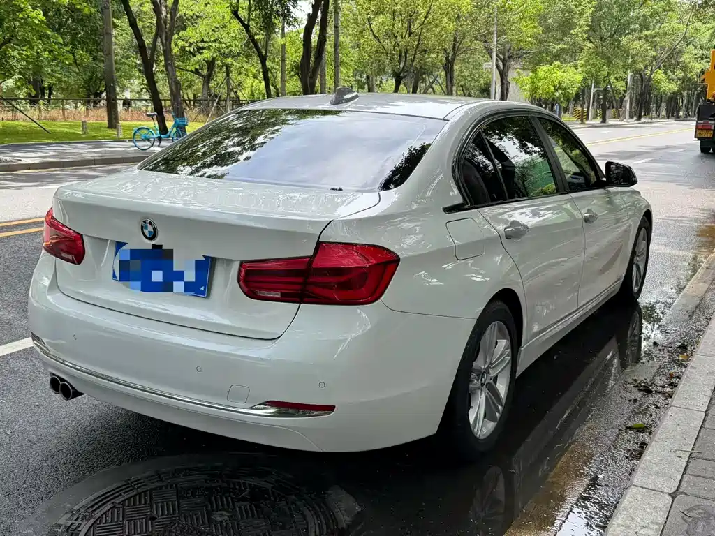 BMW 3 Series 2017