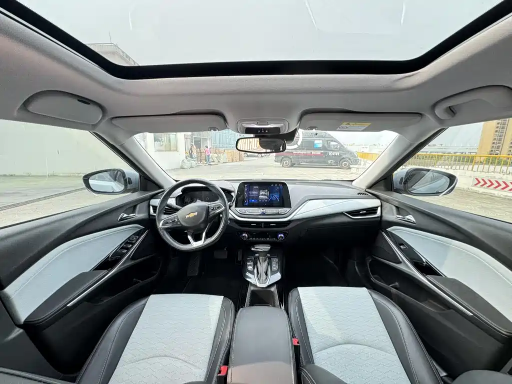 Chevrolet Menlo 2021