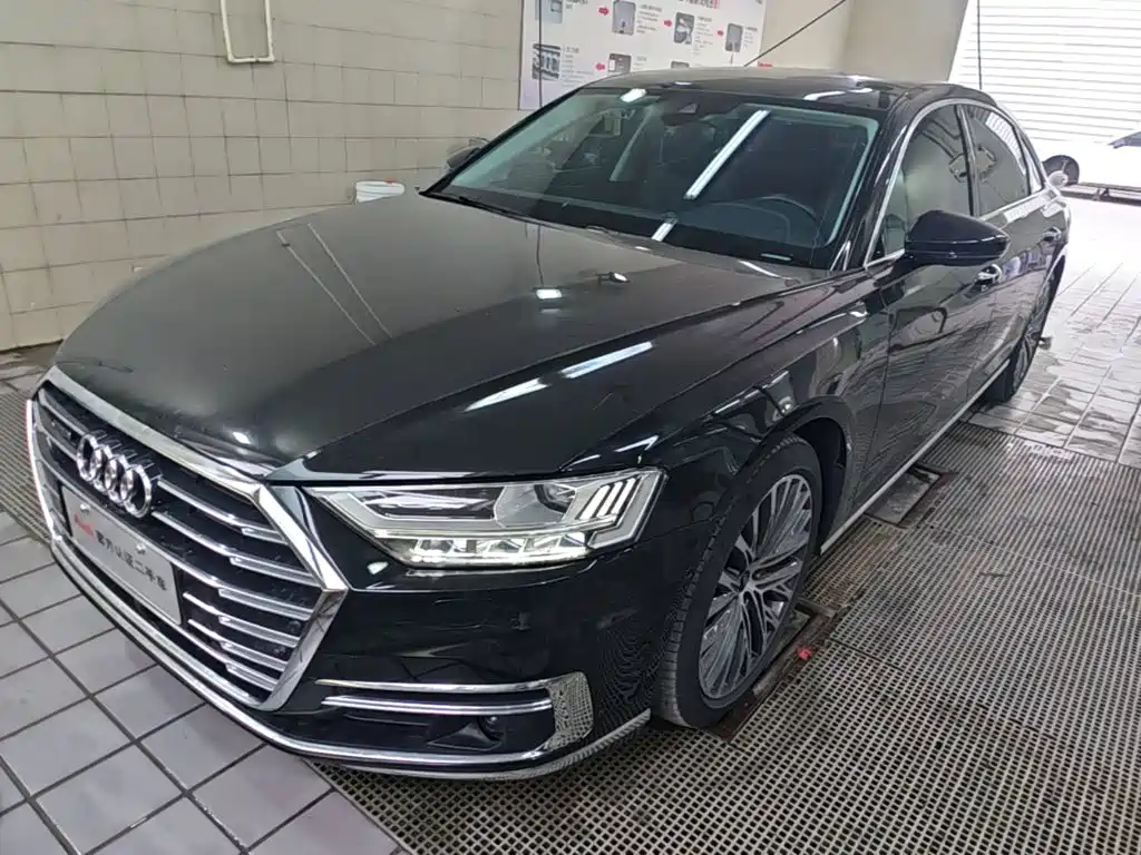 Audi A8 2021