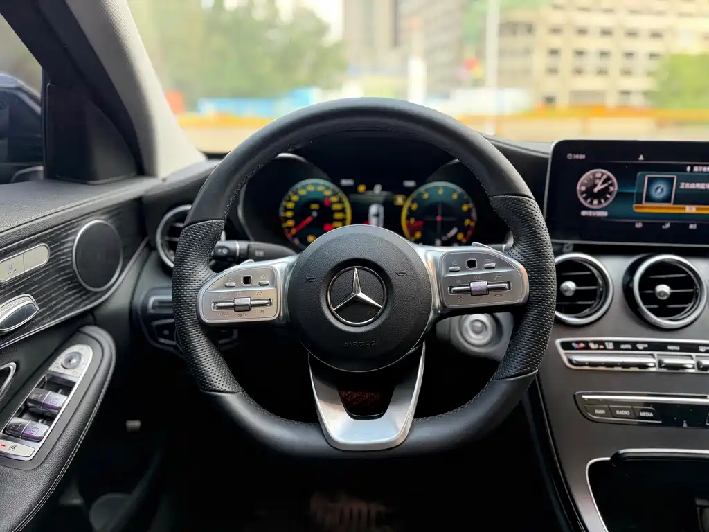 Mercedes-Benz C-Class 2020 — фото 12