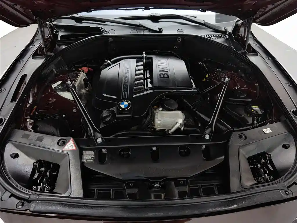 BMW 5 Series GT 2016