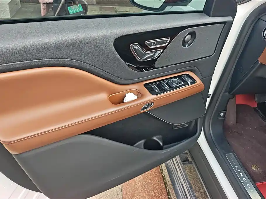 Lincoln Aviator 2021