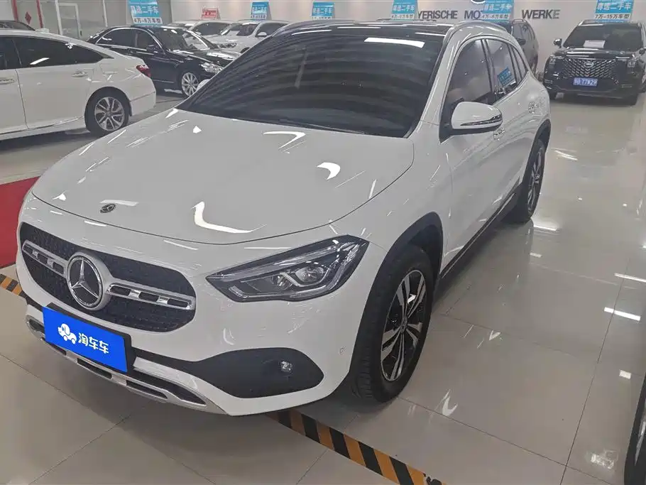 Mercedes-Benz GLA 2020 — фото 1