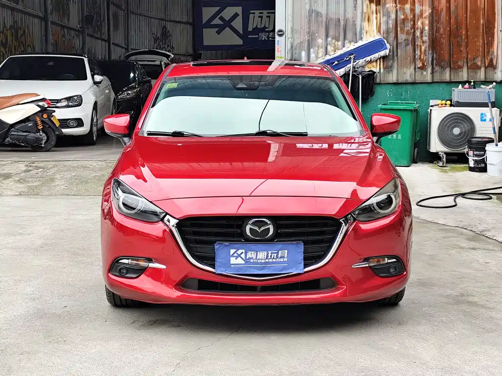 Mazda 3 Axela 2018 — фото 2