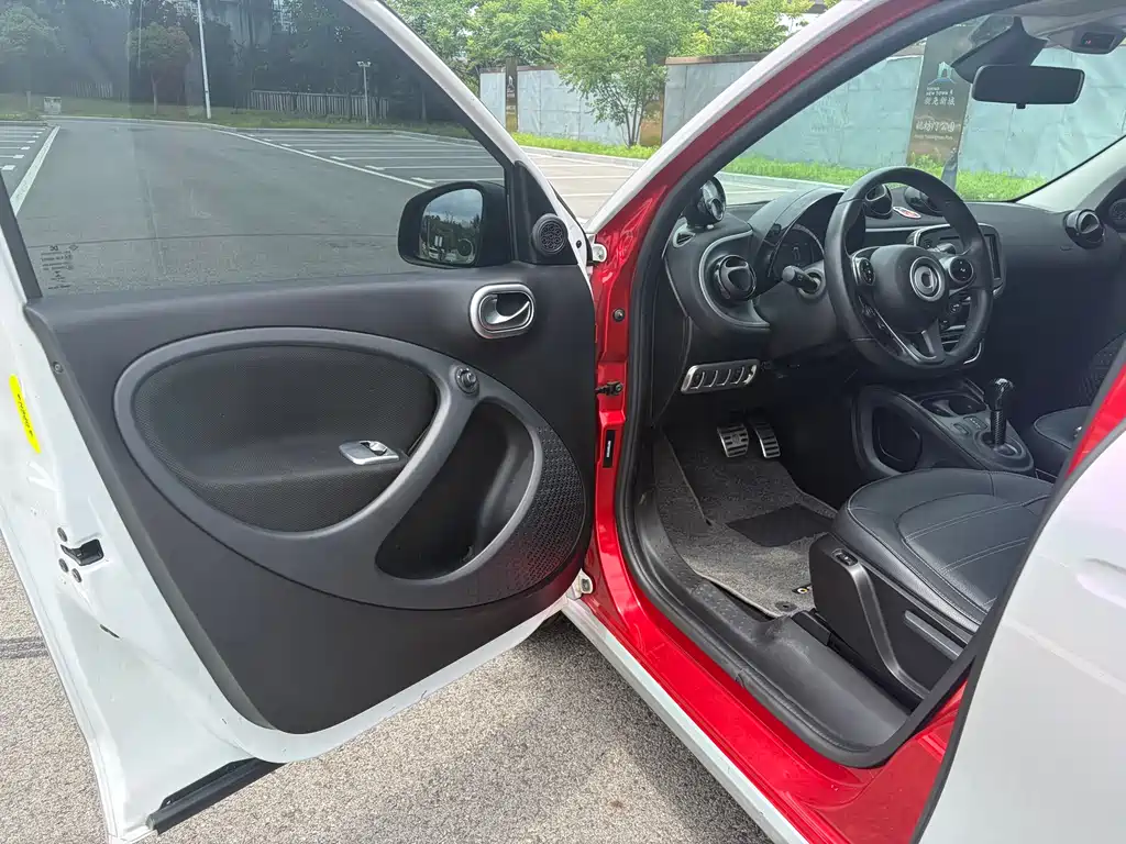 smart Forfour 2017 — фото 17