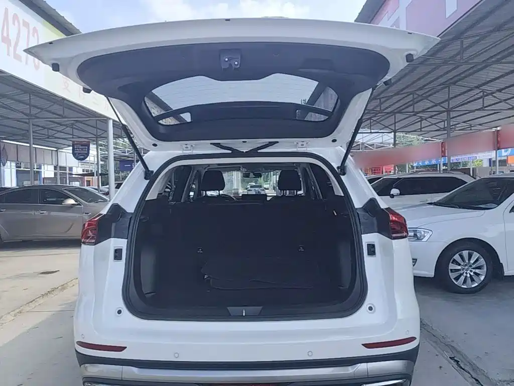 Haval H6 2023 — фото 19
