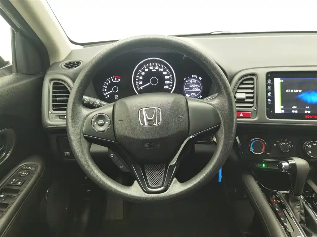 Honda Vezel 2017 — фото 11