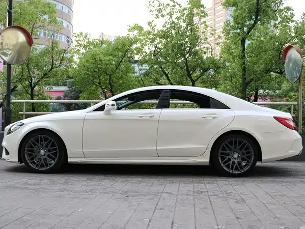 Mercedes-Benz CLS 2015