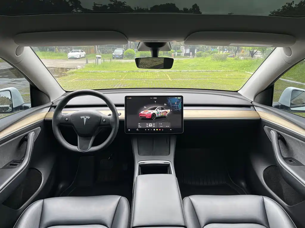 Tesla Model Y 2023 — фото 16