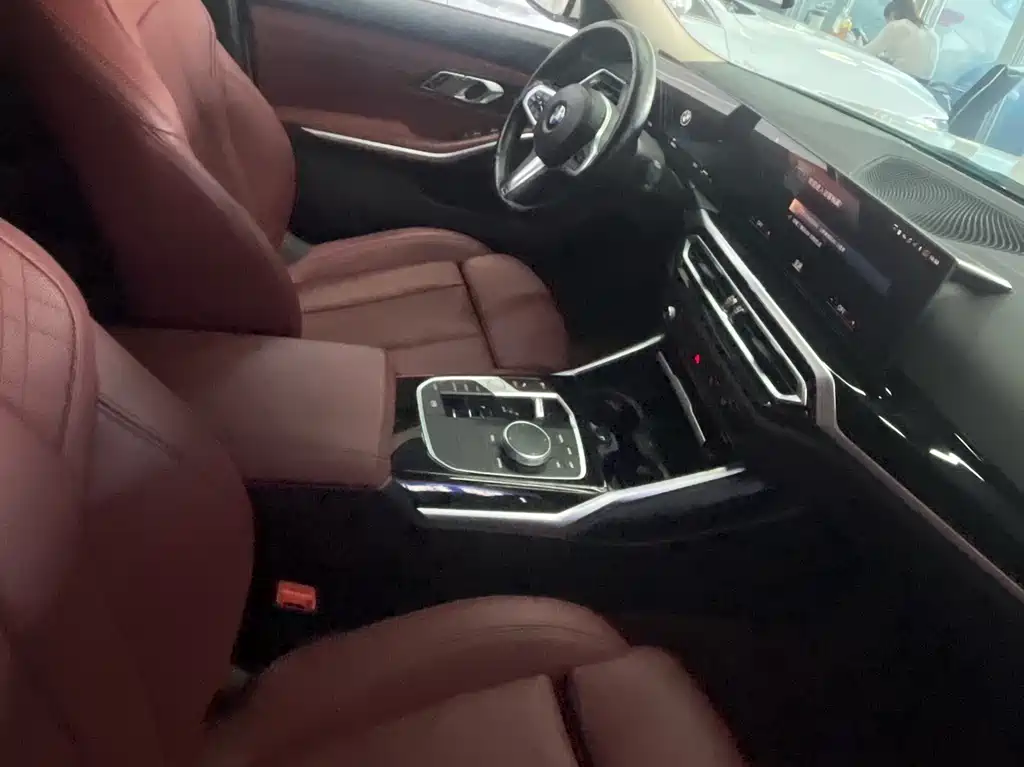 BMW 3 Series 2023