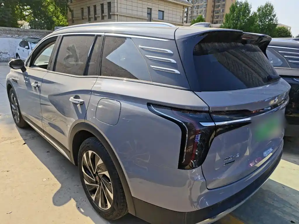 Hongqi HS7 PHEV 2024 — фото 5