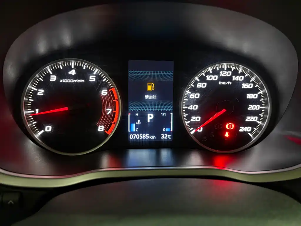 Mitsubishi Eclipse Cross 2019 — фото 11
