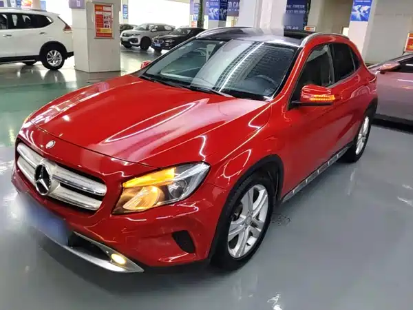 Mercedes-Benz GLA 2016