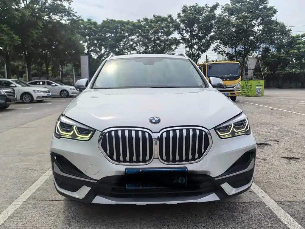 BMW X1 2022 — фото 2