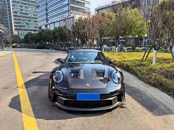 Porsche 911 2023