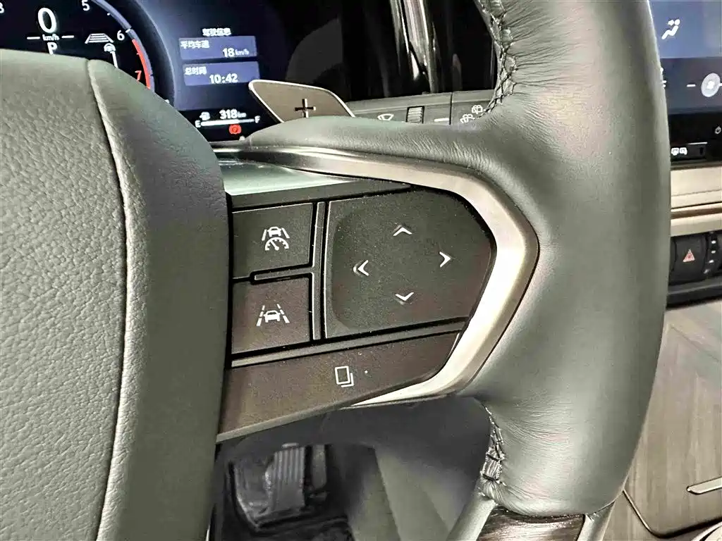 Lexus LM 2026 — фото 10