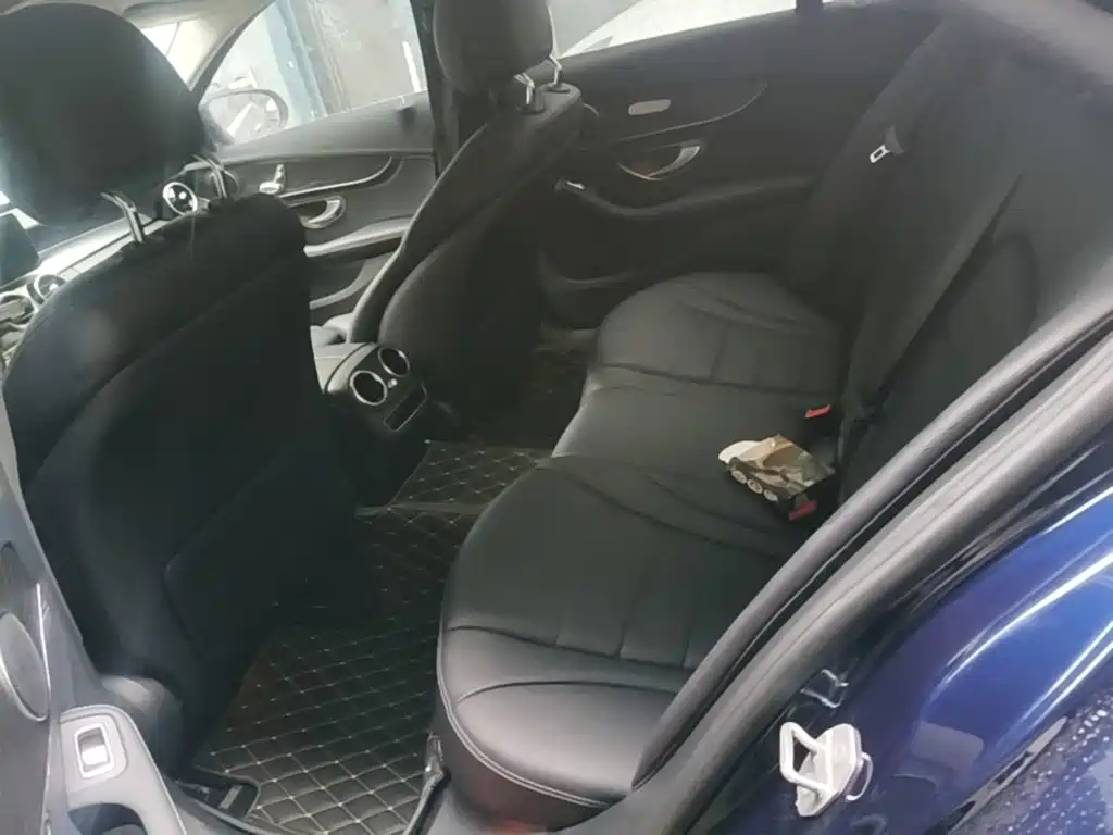 Mercedes-Benz C-Class 2020 — фото 17