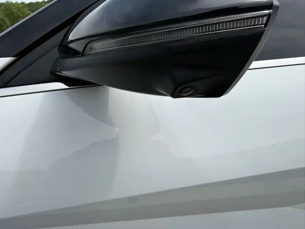 Hyundai Elantra 2022 — фото 13