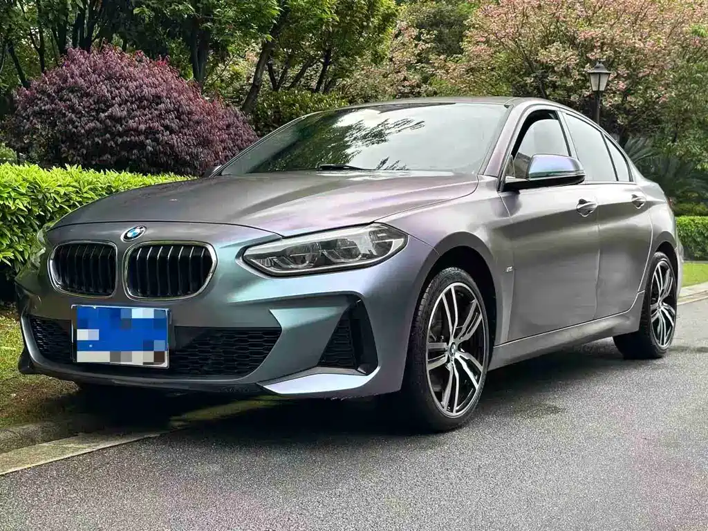 BMW 1 Series 2020 — фото 1